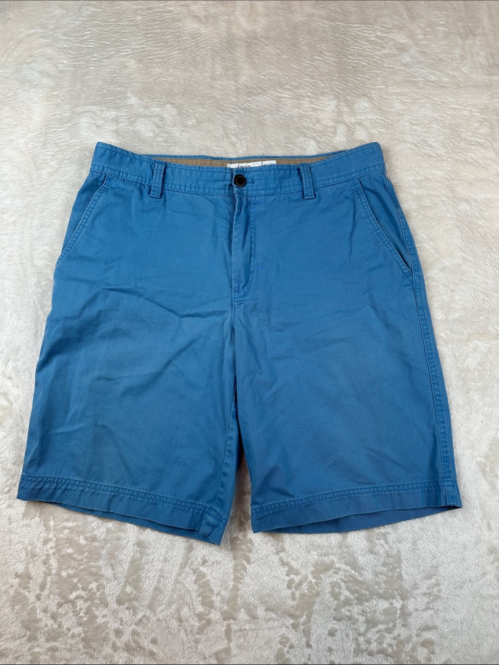 Izod Size 34 Blue Flat Front Men's Shorts | Casual | Active | Outdoors